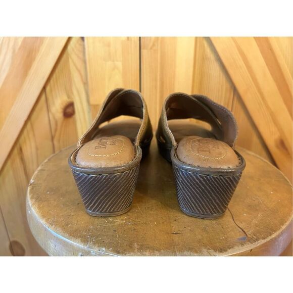 Born Teayo 30506 Women's 8M Brown Suede Leather Slide Wedge Crossover Sandals - Picture 5 of 10